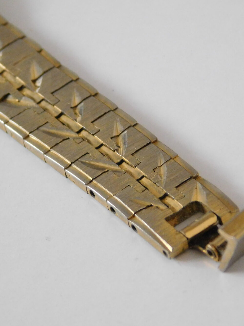 RARE Geneva flower dual tone watch - Image 4
