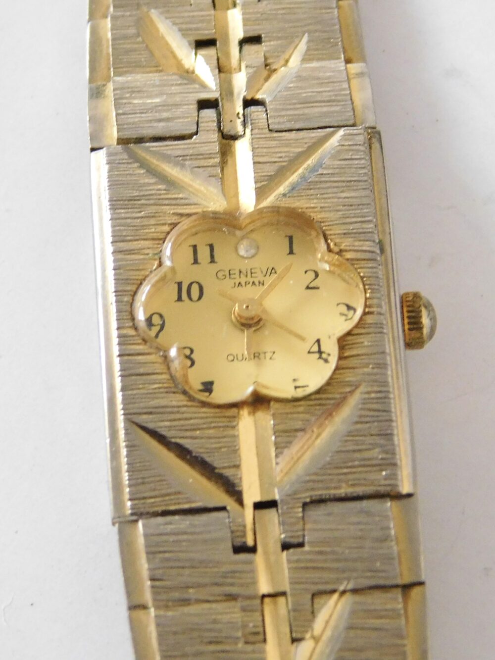 RARE Geneva flower dual tone watch - Image 3