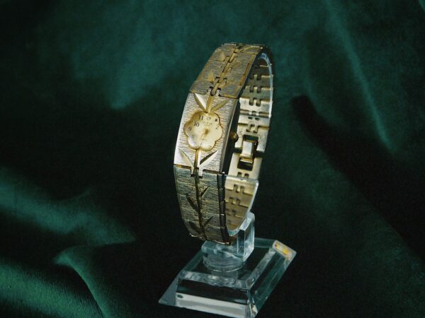 RARE Geneva flower dual tone watch