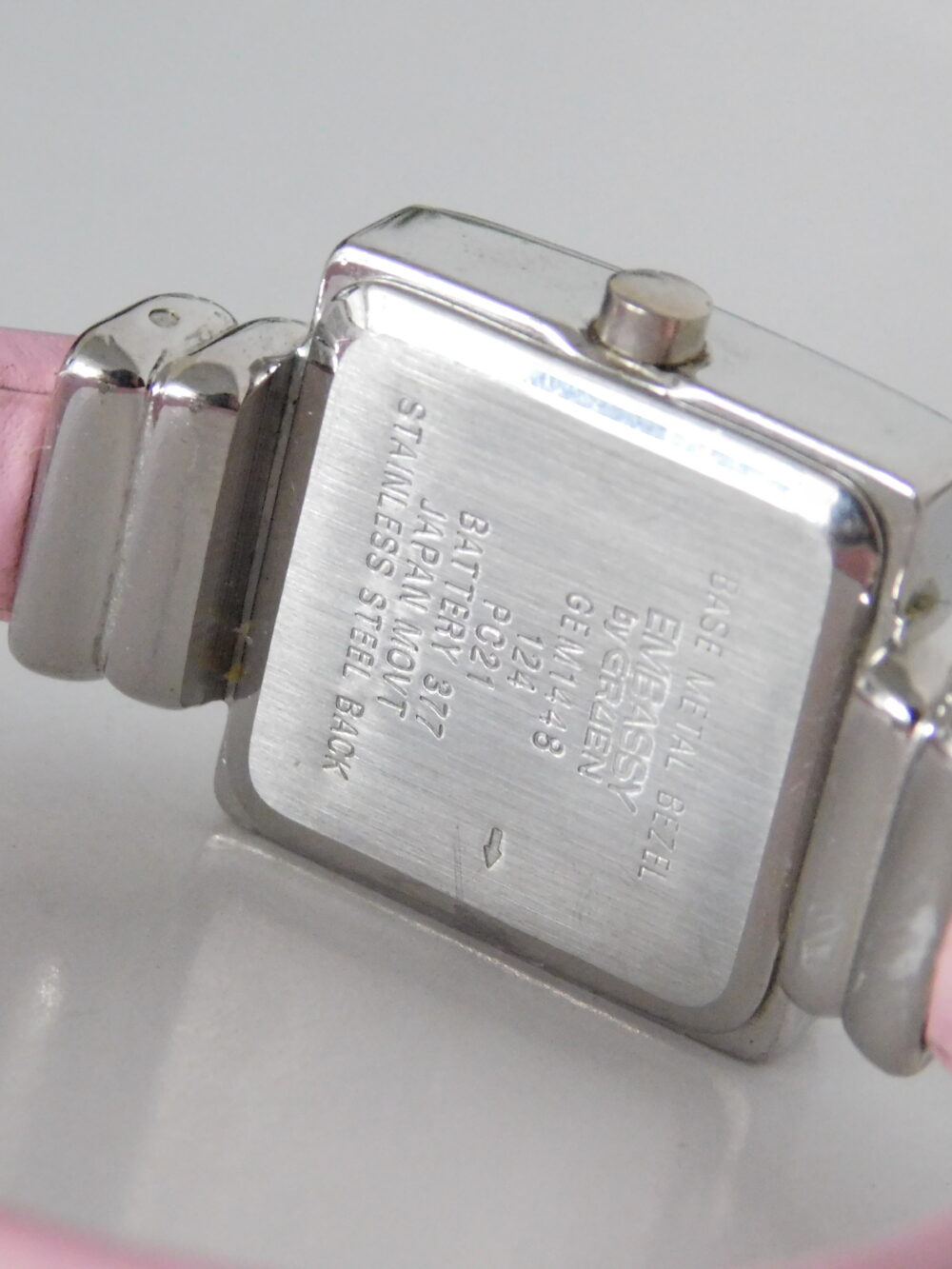 Embassy by GRUEN pink bangle - Image 3